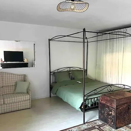 6p Private Garden Little St Tropez Apartment